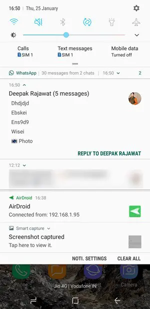 جالب ترین قابلیت های واتساپ که باید بلد باشید!: خواندن پیام ها بدون دو تیک آبی